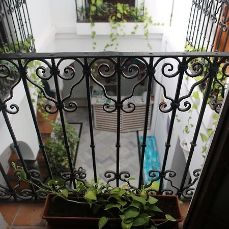 Wake Up In Tarifa Hostel & Restaurant Lounge Екстериор снимка