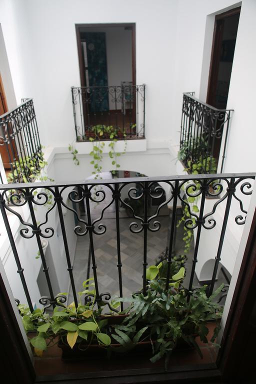 Wake Up In Tarifa Hostel & Restaurant Lounge Екстериор снимка